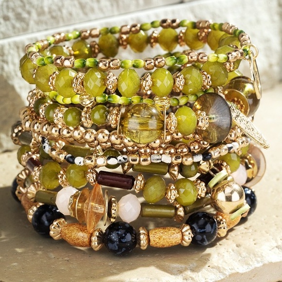 NWT Boutique Green Dream Bohemian Hippy Boho 11 Multi Layered Mixed Bracelet - Picture 2 of 4